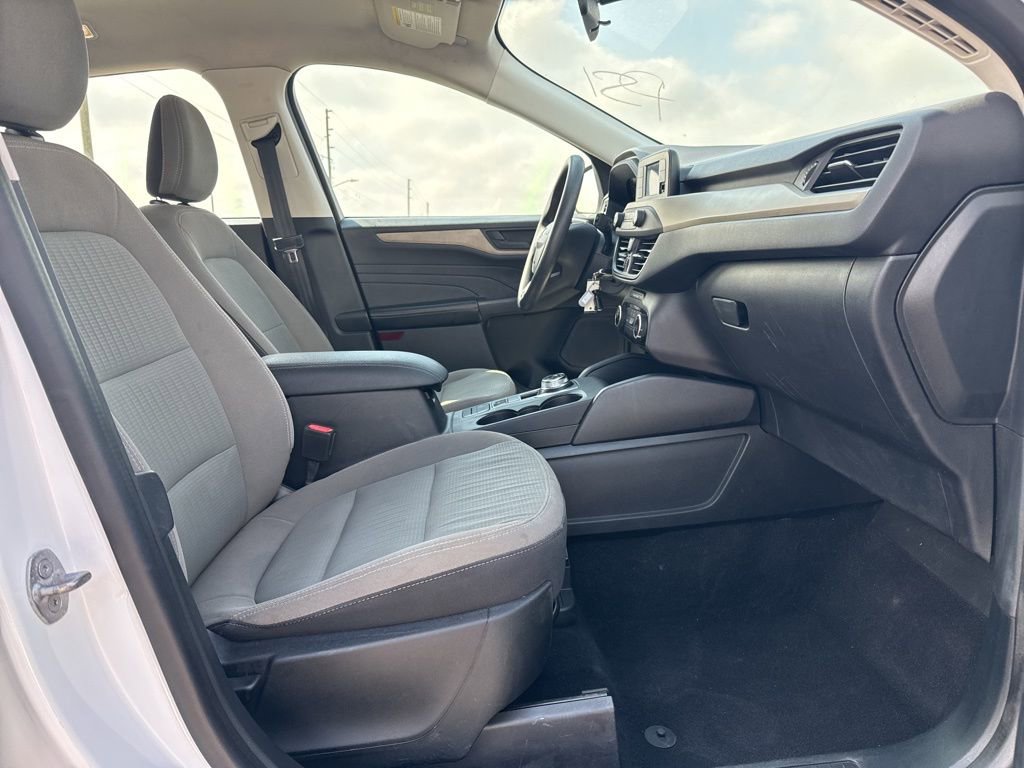 Used 2021 Ford Escape S image 10