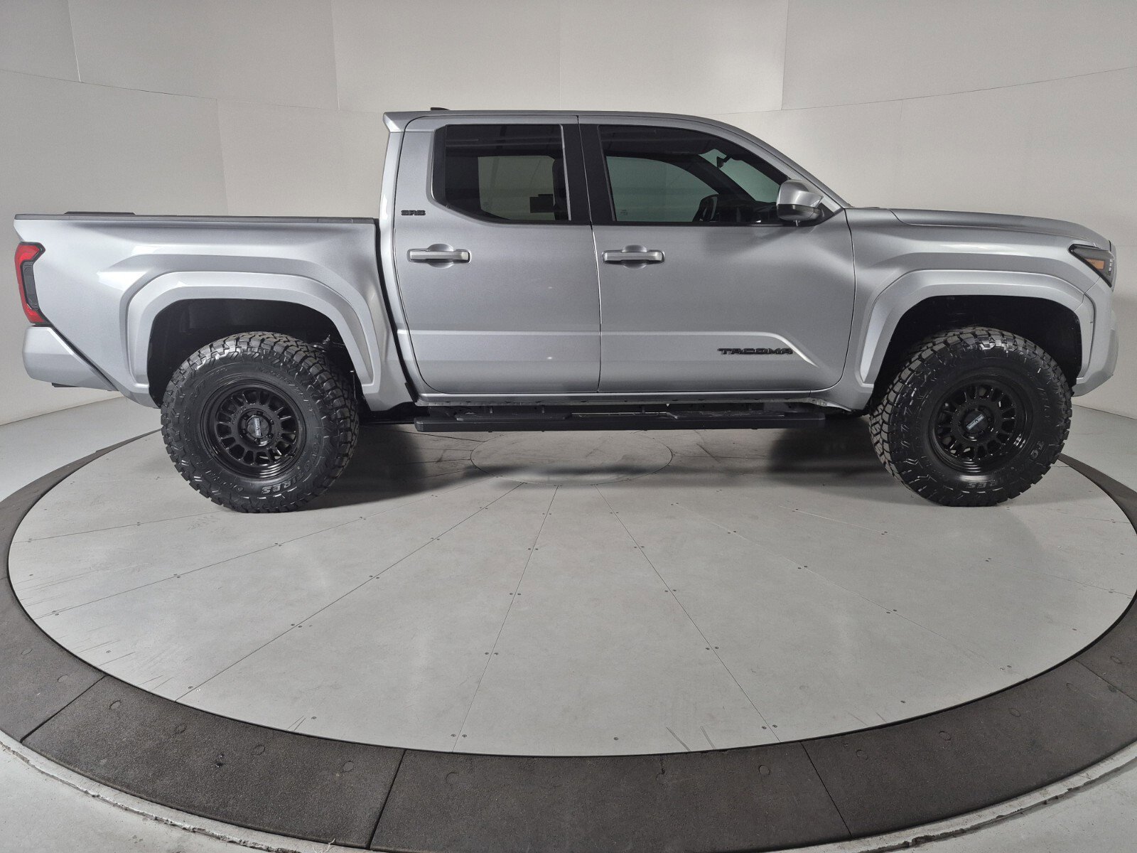 New 2026 Toyota Tacoma SR5 AWD/4WD image 5