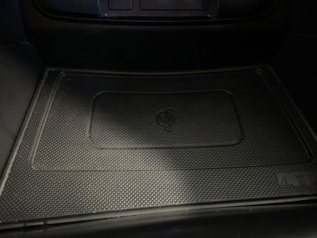 Used 2020 Hyundai Santa Fe Limited image 25