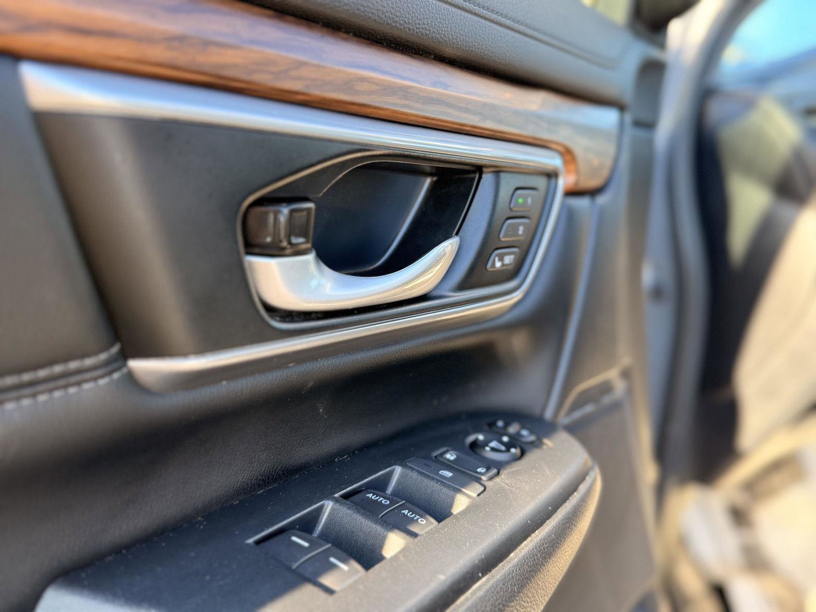 Used 2019 Honda CR-V EX-L image 14