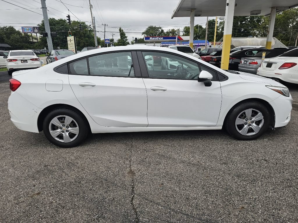 Used 2017 Chevrolet Cruze LS FWD image 12