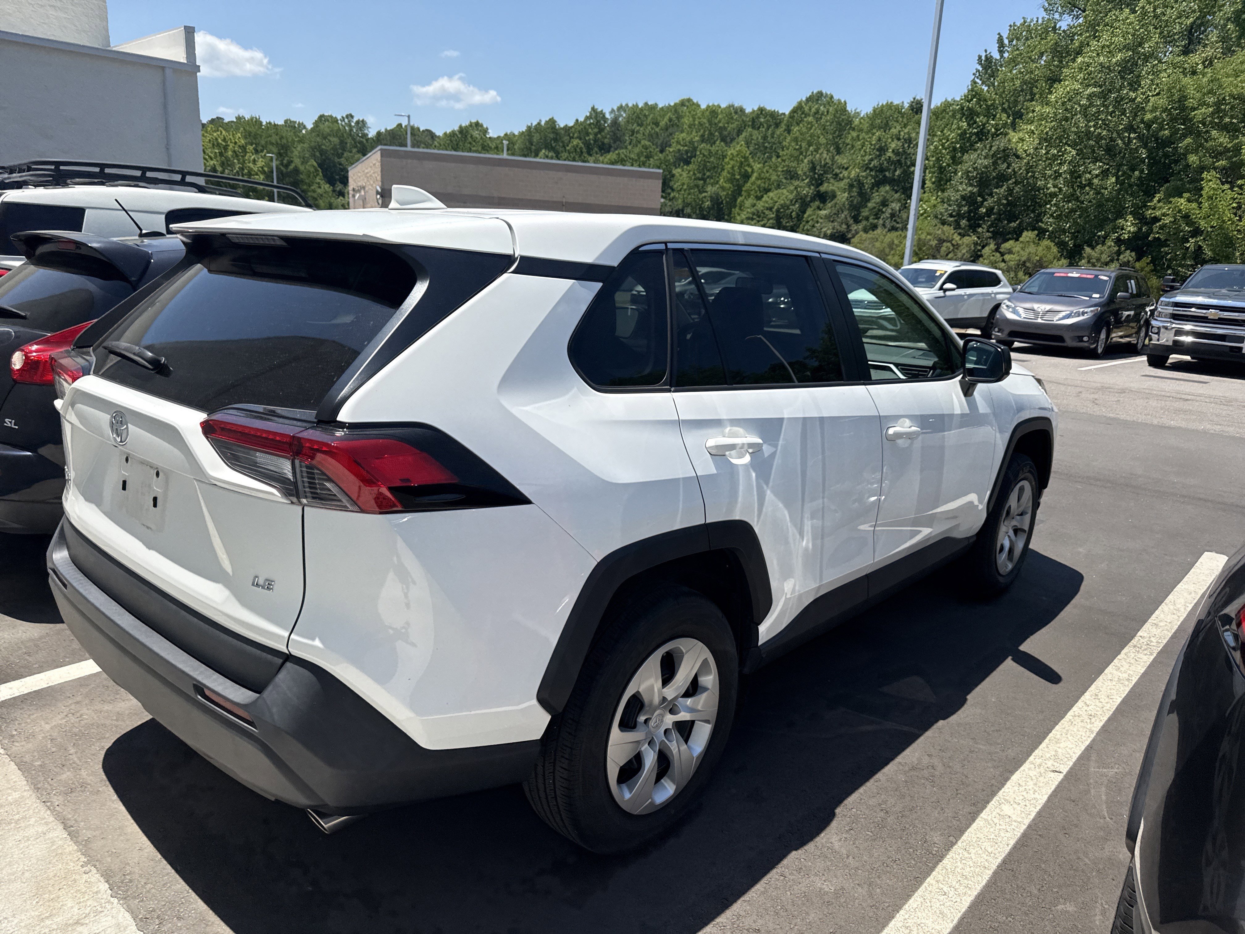 Used 2023 Toyota RAV4 LE FWD image 6