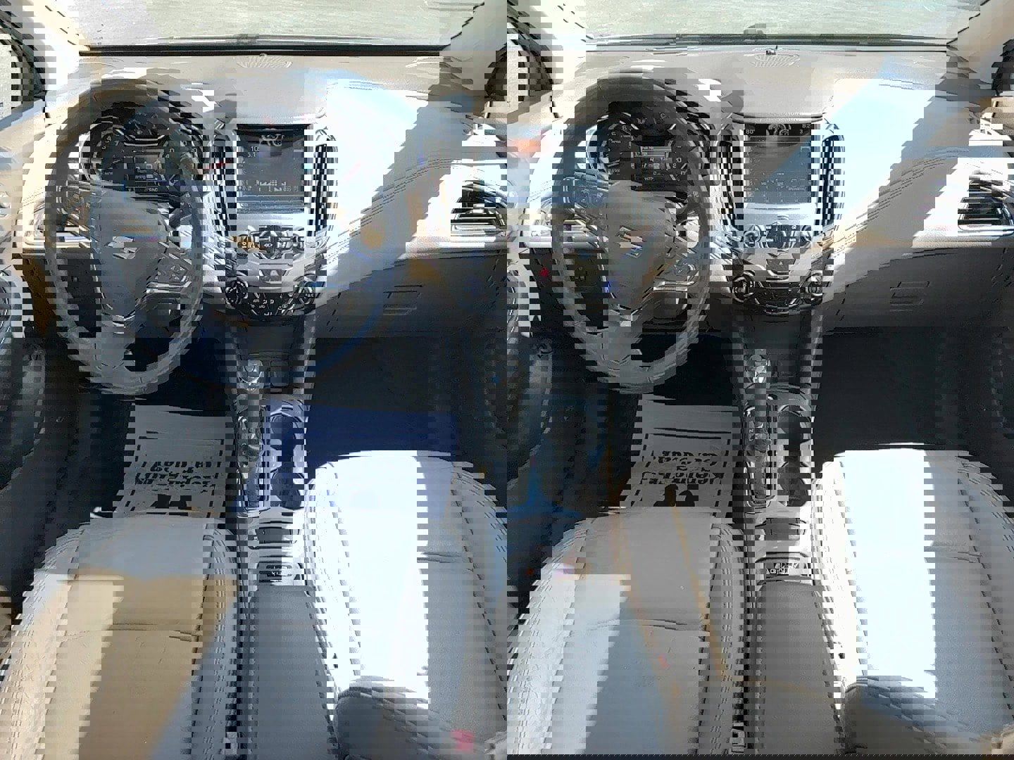 Used 2017 Chevrolet Cruze Premier FWD image 12