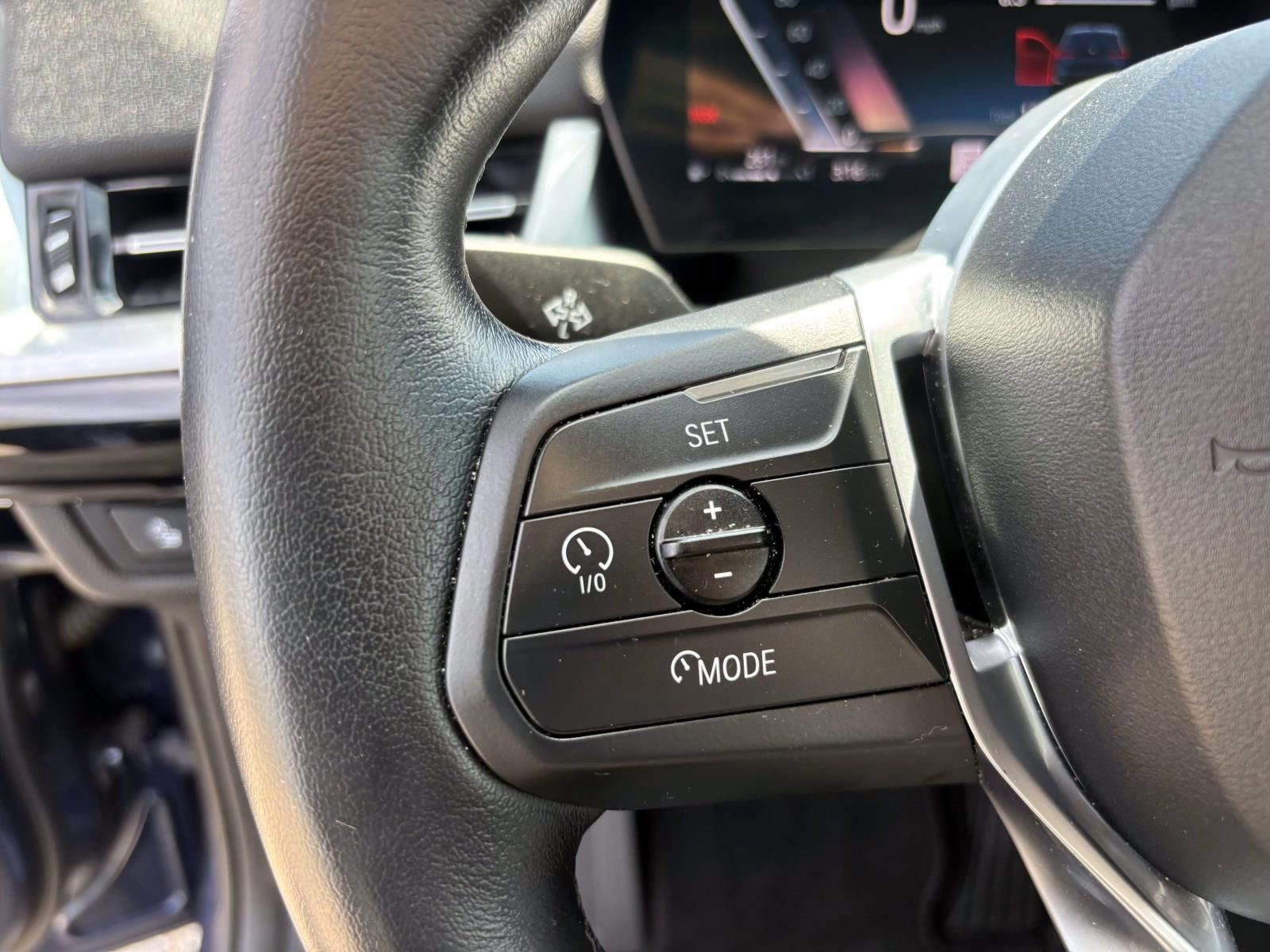 Used 2023 BMW X1 xDrive28i AWD/4WD image 17