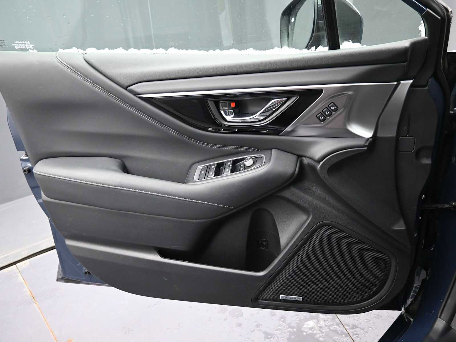 Used 2023 Subaru Legacy Limited image 11