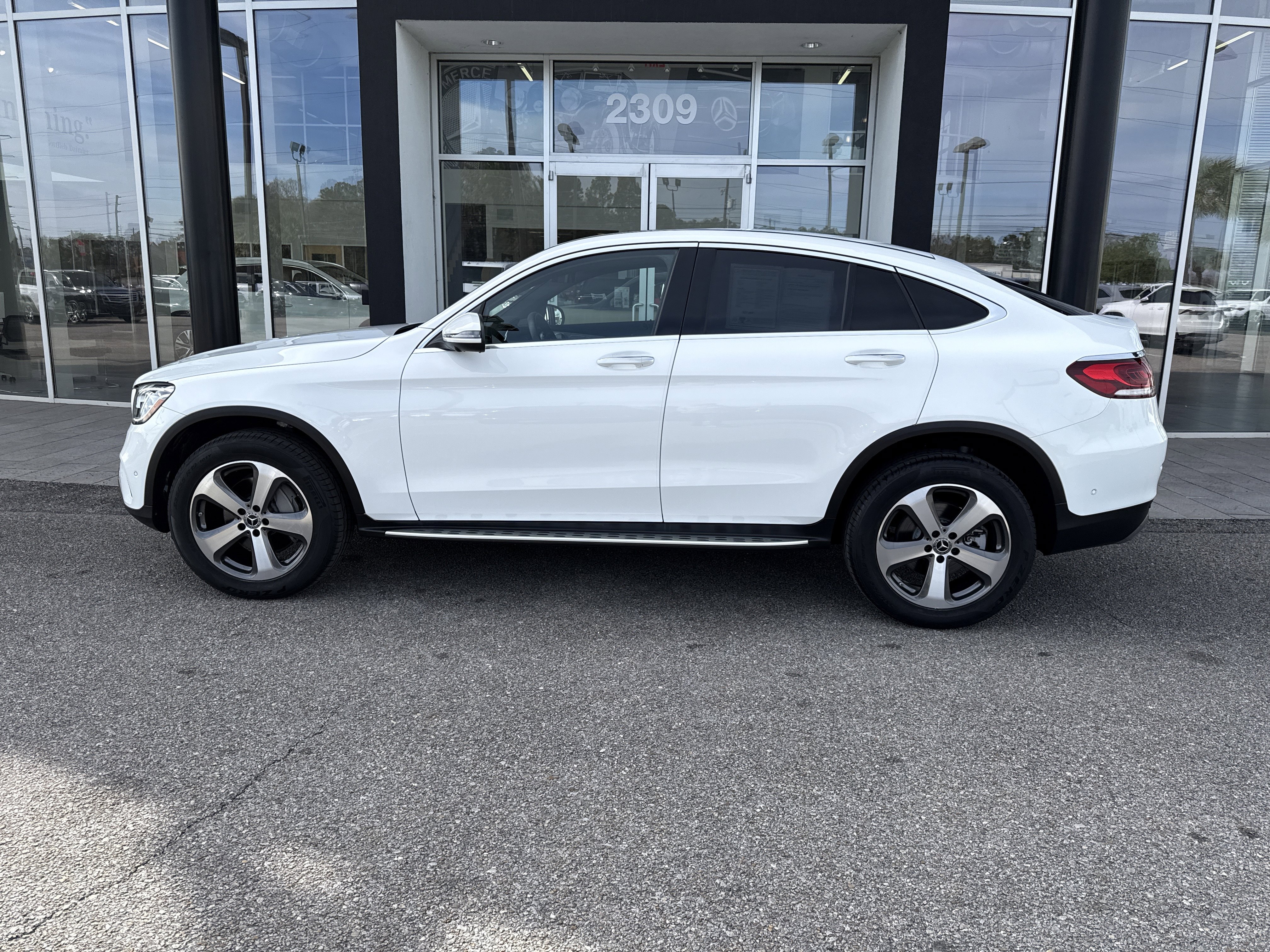Certified 2023 Mercedes-Benz GLC 300 4MATIC Coupe image 2
