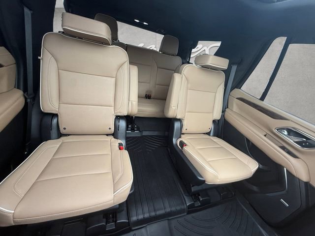 Used 2023 Chevrolet Tahoe Premier AWD/4WD image 22