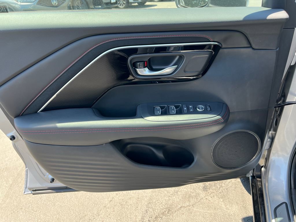 Certified 2025 Acura ADX A-Spec image 11