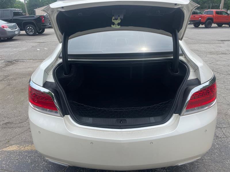 Used 2011 Buick LaCrosse CXS w/ Driver Confidence Package FWD image 15