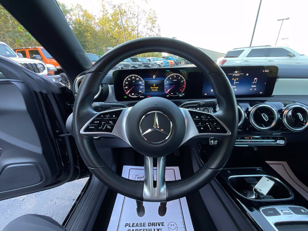 Used 2025 Mercedes-Benz CLA 250 4MATIC image 10