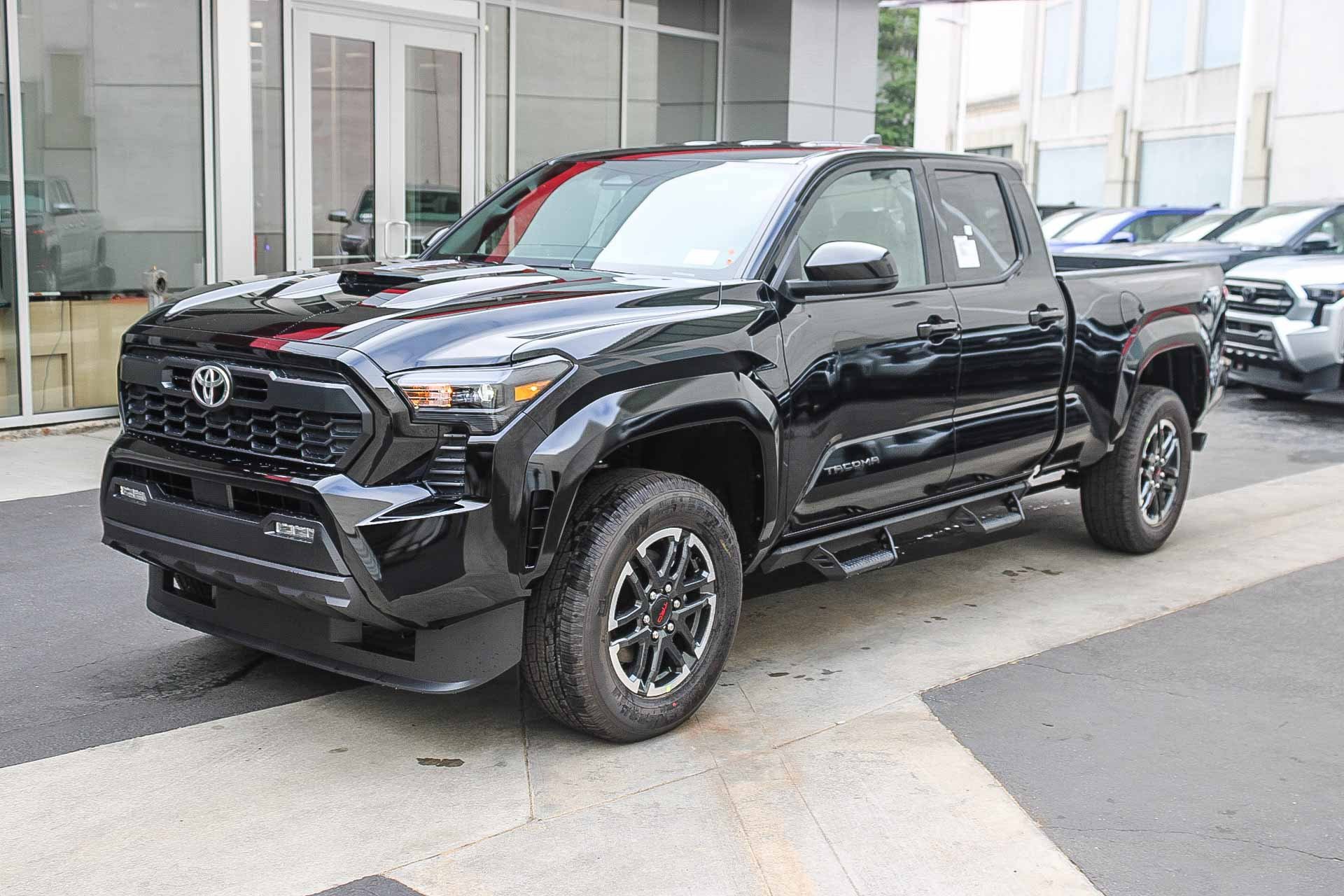 New 2025 Toyota Tacoma TRD Sport image 3