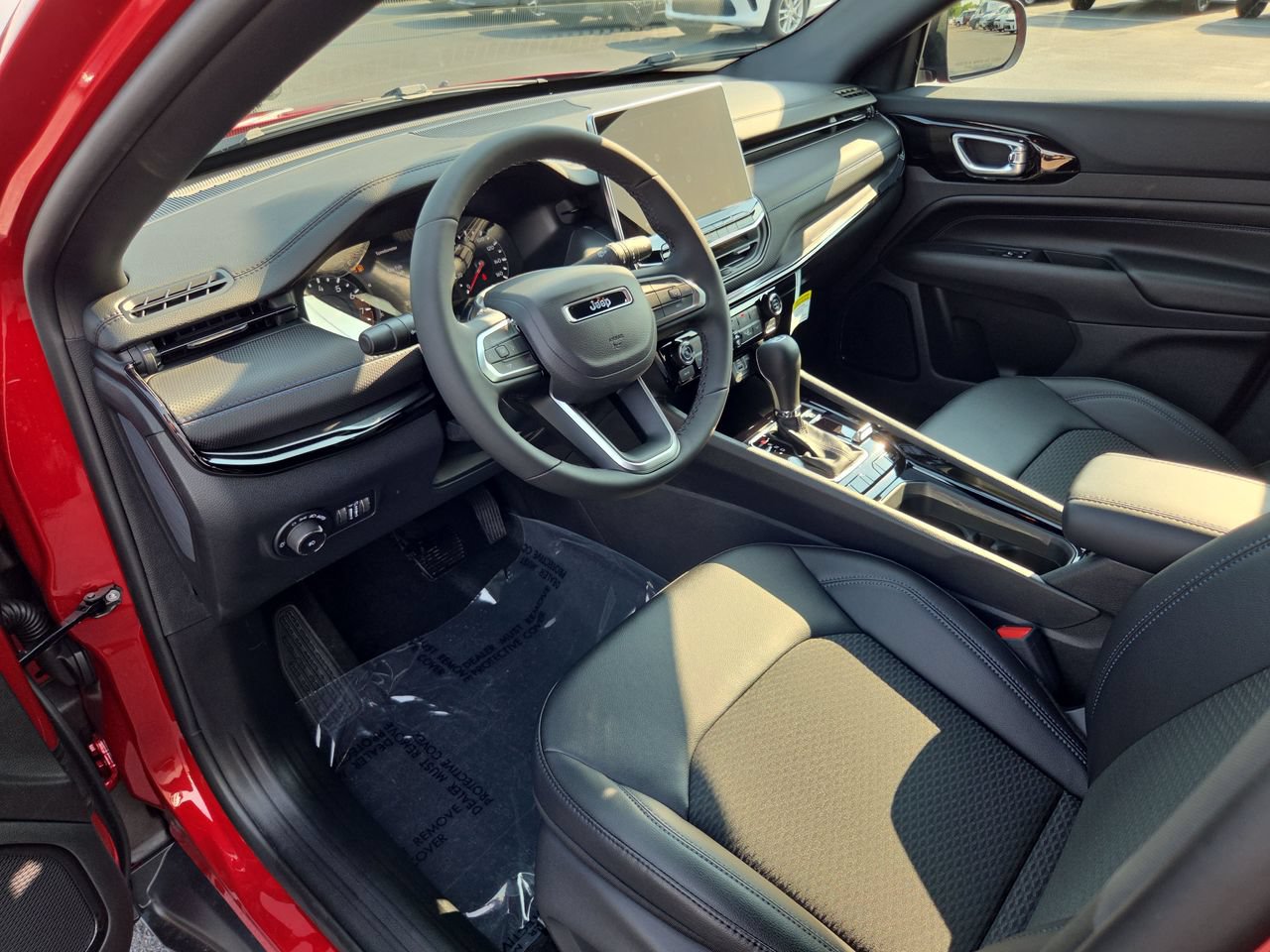 New 2026 Jeep Compass Latitude AWD/4WD image 18