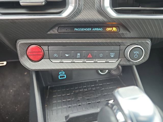 Used 2024 Ford Mustang Premium image 21