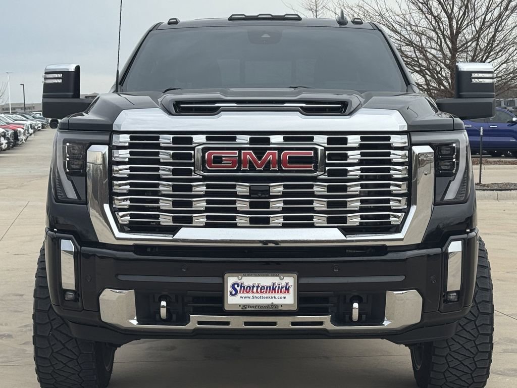 Used 2024 GMC Sierra 2500 Denali w/ Denali Reserve Package image 7