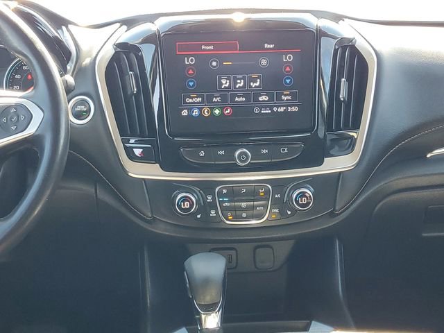 Used 2021 Chevrolet Traverse LT FWD image 32