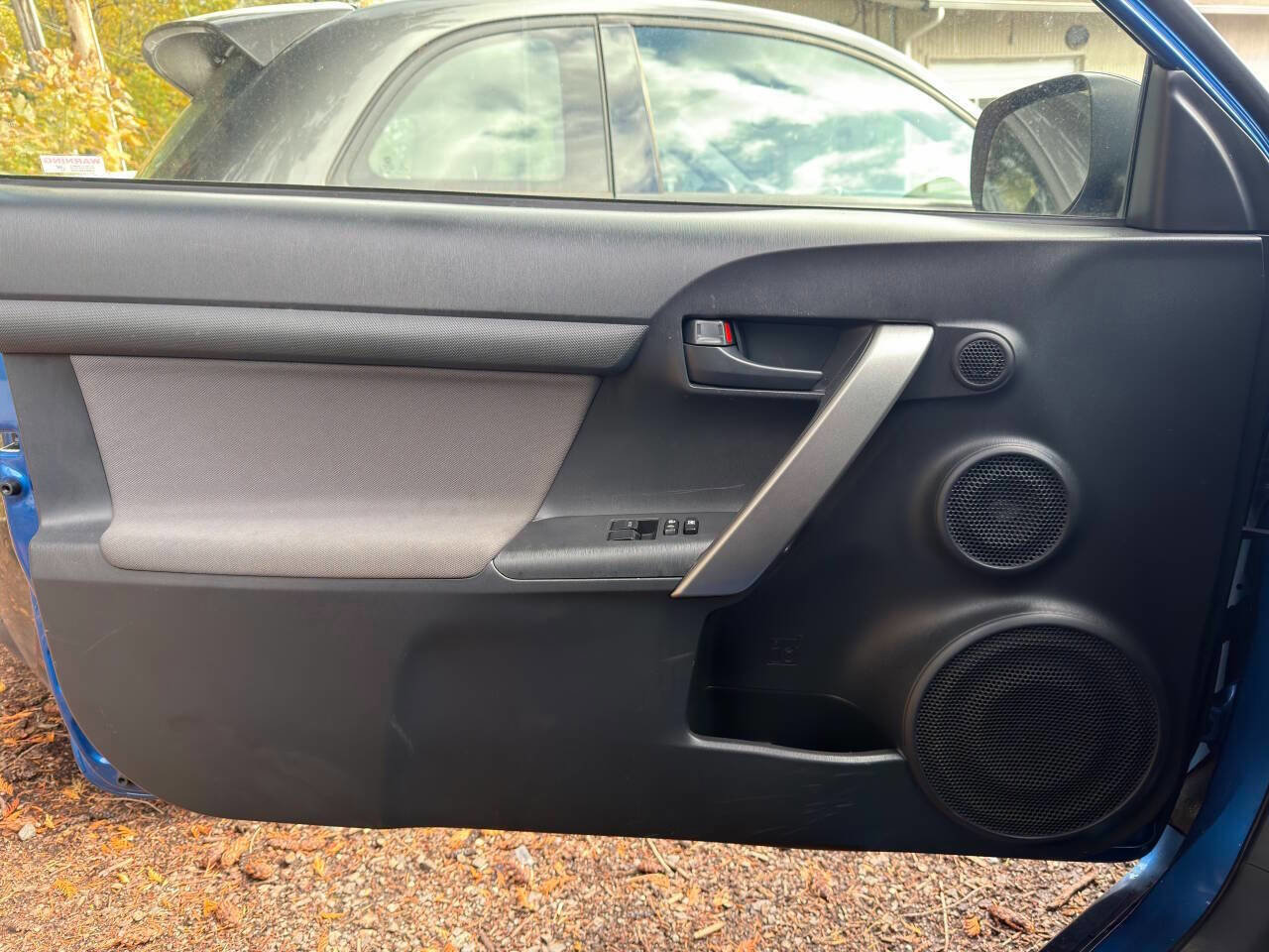 Used 2015 Scion tC image 29