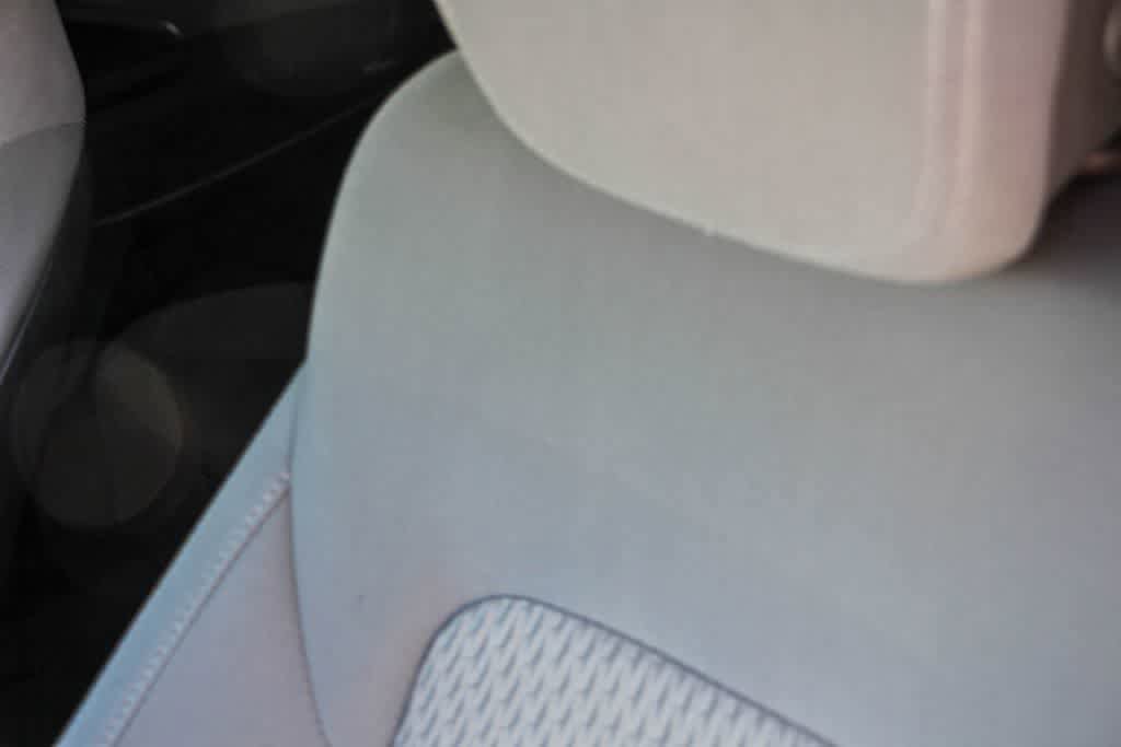 Used 2017 Hyundai Santa Fe SE image 22