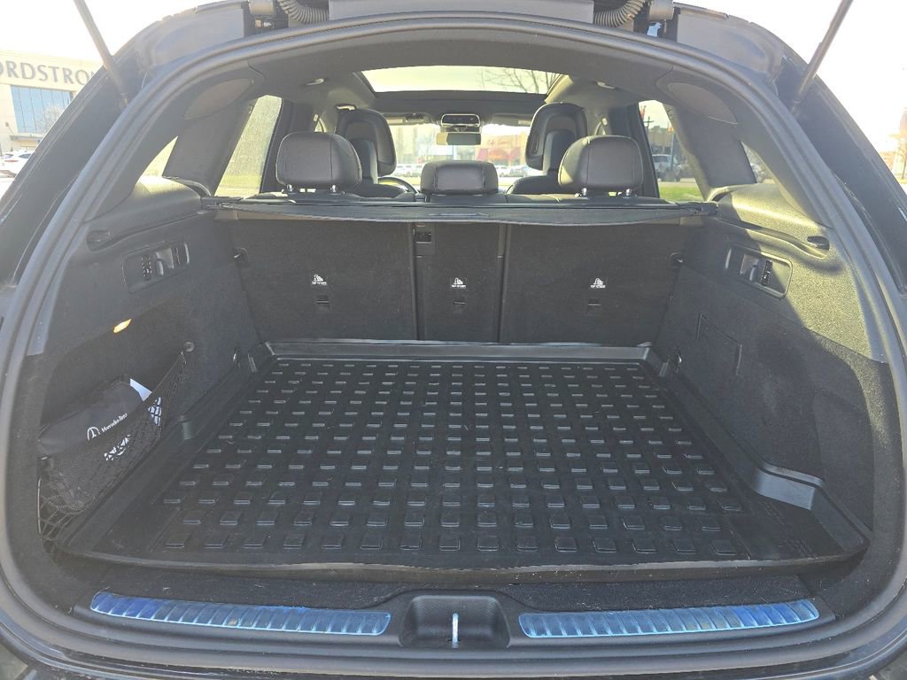 Certified 2024 Mercedes-Benz GLC 300 GLC 300 image 17