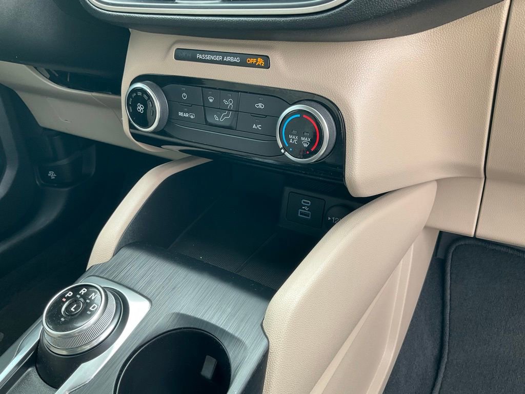 Certified 2022 Ford Escape SE FWD image 41