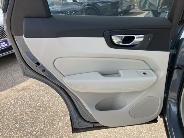 Used 2023 Volvo XC60 T8 Ultimate w/ Climate Package AWD/4WD image 21