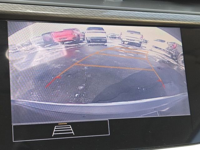 Used 2020 Buick Encore GX Essence image 3