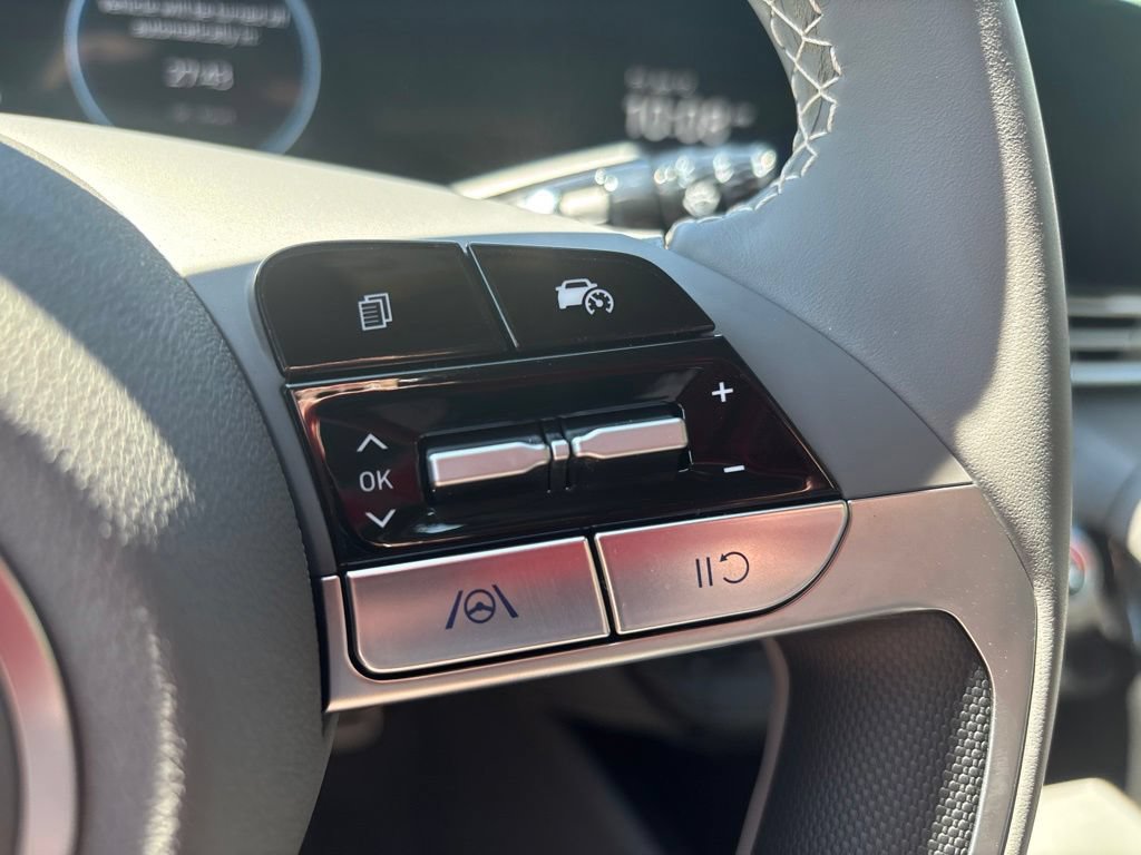 New 2025 Hyundai Elantra SEL FWD image 22
