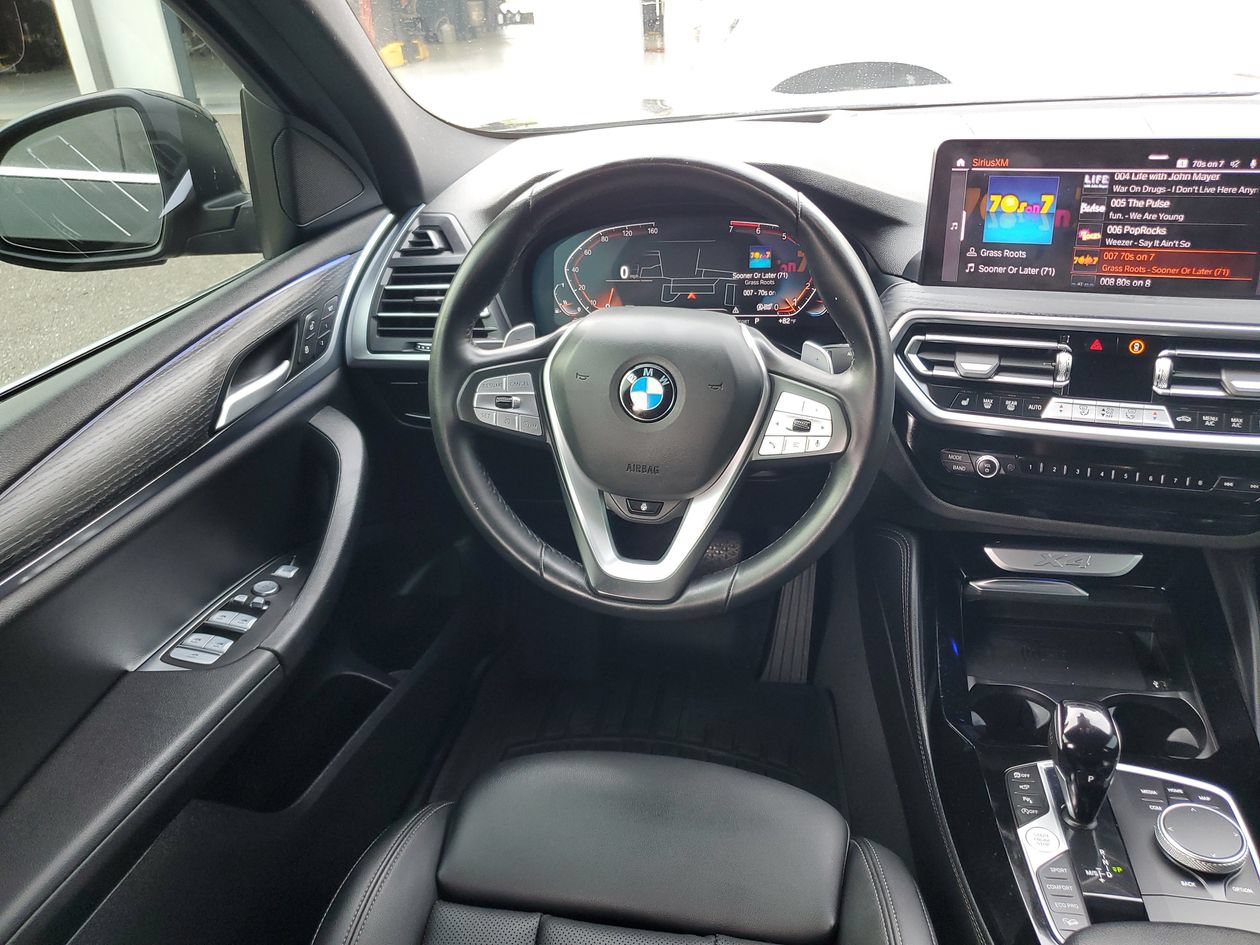Used 2023 BMW X4 xDrive30i w/ Premium Package AWD/4WD image 13