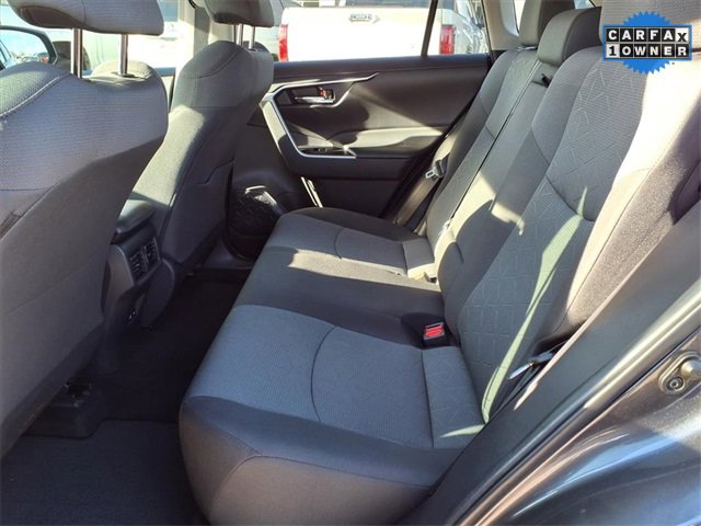 Used 2022 Toyota RAV4 XLE image 18