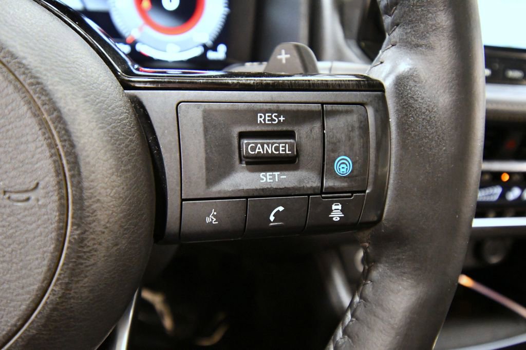 Used 2021 Nissan Rogue Platinum image 23