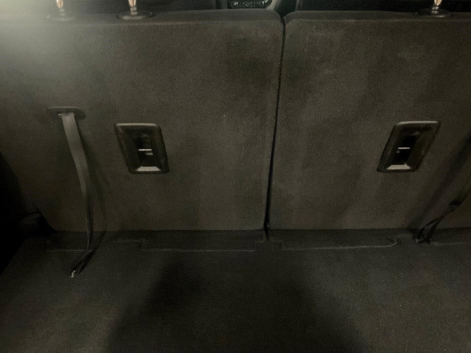 Used 2023 GMC Acadia SLE w/ Elevation Edition image 15