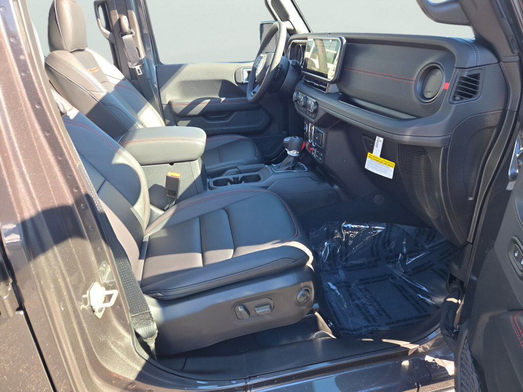 New 2027 Jeep Wrangler Unlimited Rubicon AWD/4WD image 5