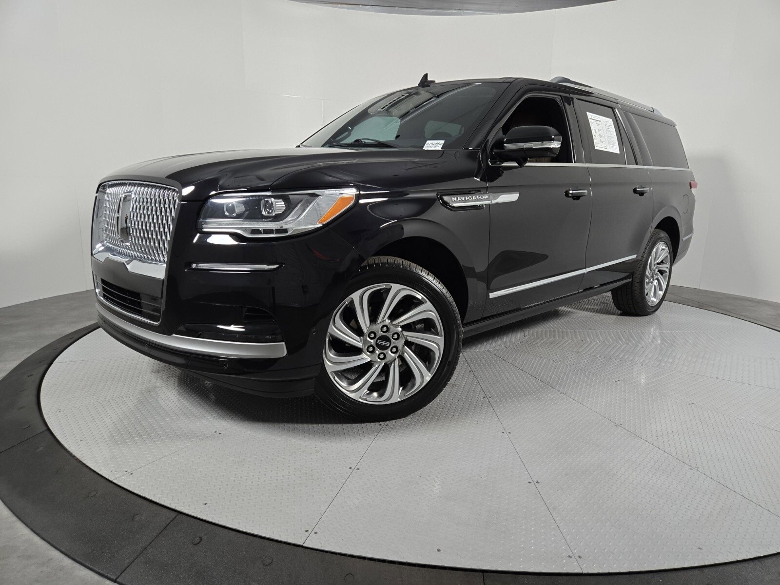 Used 2024 Lincoln Navigator L Reserve