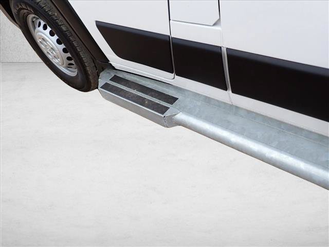 Used 2025 RAM ProMaster 2500 w/ U-Haul Equipment Group FWD image 8