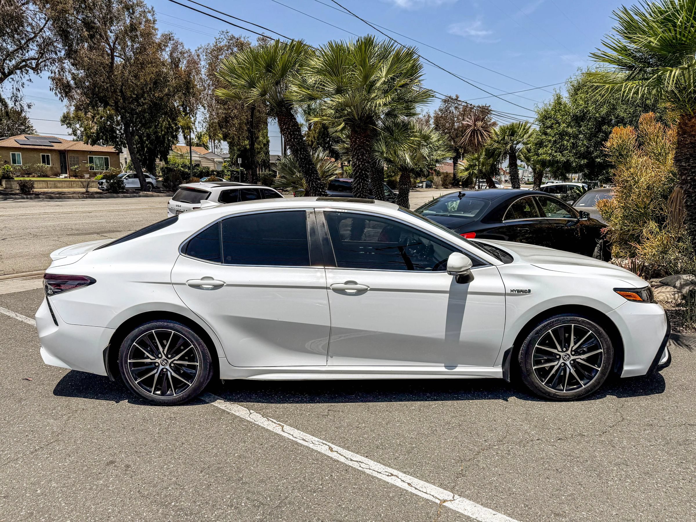 Used 2021 Toyota Camry SE w/ Audio Upgrade Package FWD image 15