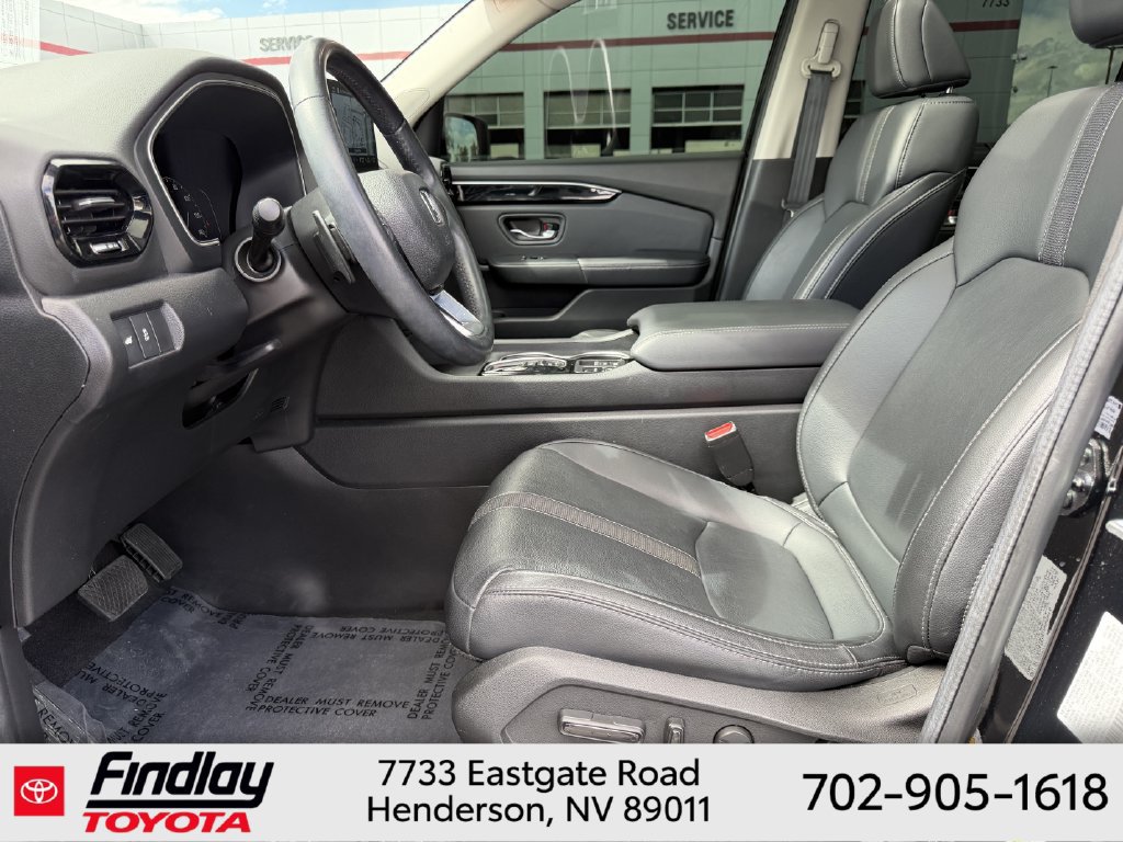 Used 2024 Honda Pilot Touring image 6