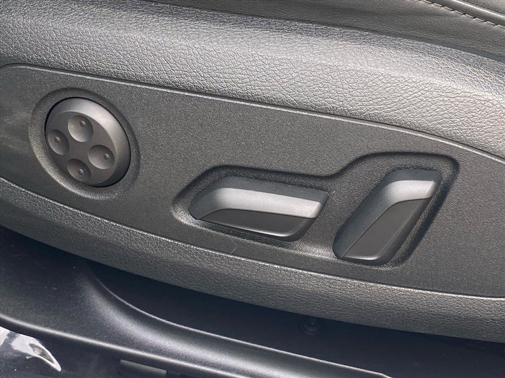 Used 2023 Audi A4 2.0T Premium w/ Convenience Package image 13