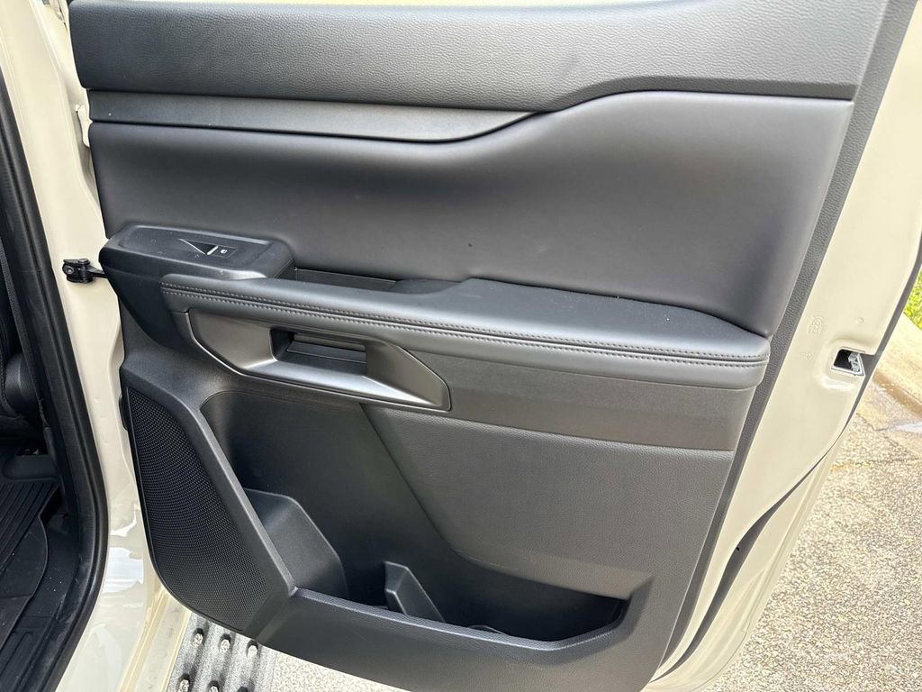 Used 2025 Ford Ranger Raptor AWD/4WD image 35