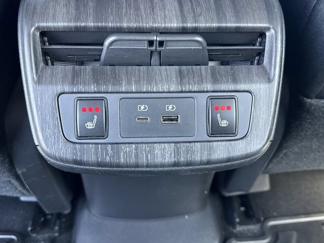Used 2024 Nissan Ariya AWD image 15