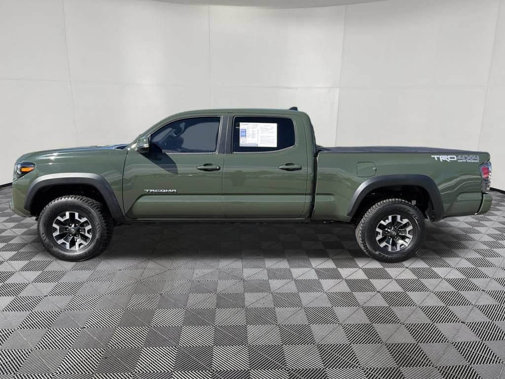 Used 2021 Toyota Tacoma TRD Off-Road w/ TRD Premium Off Road Package AWD/4WD image 4