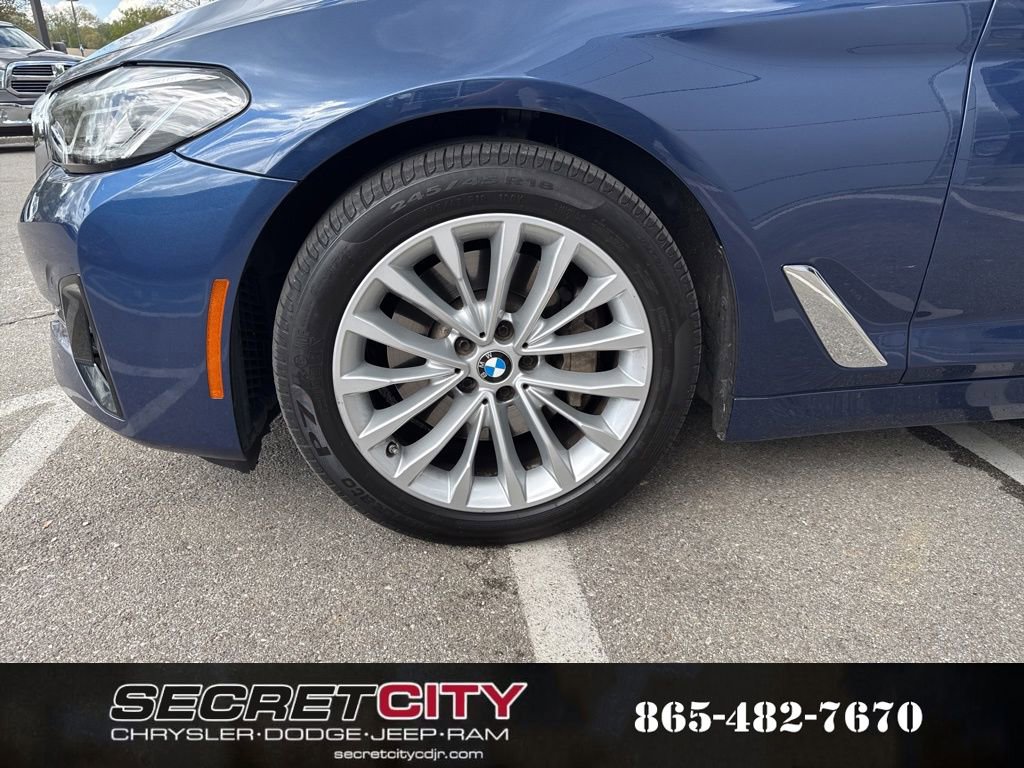 Used 2022 BMW 530i xDrive w/ Convenience Package image 27