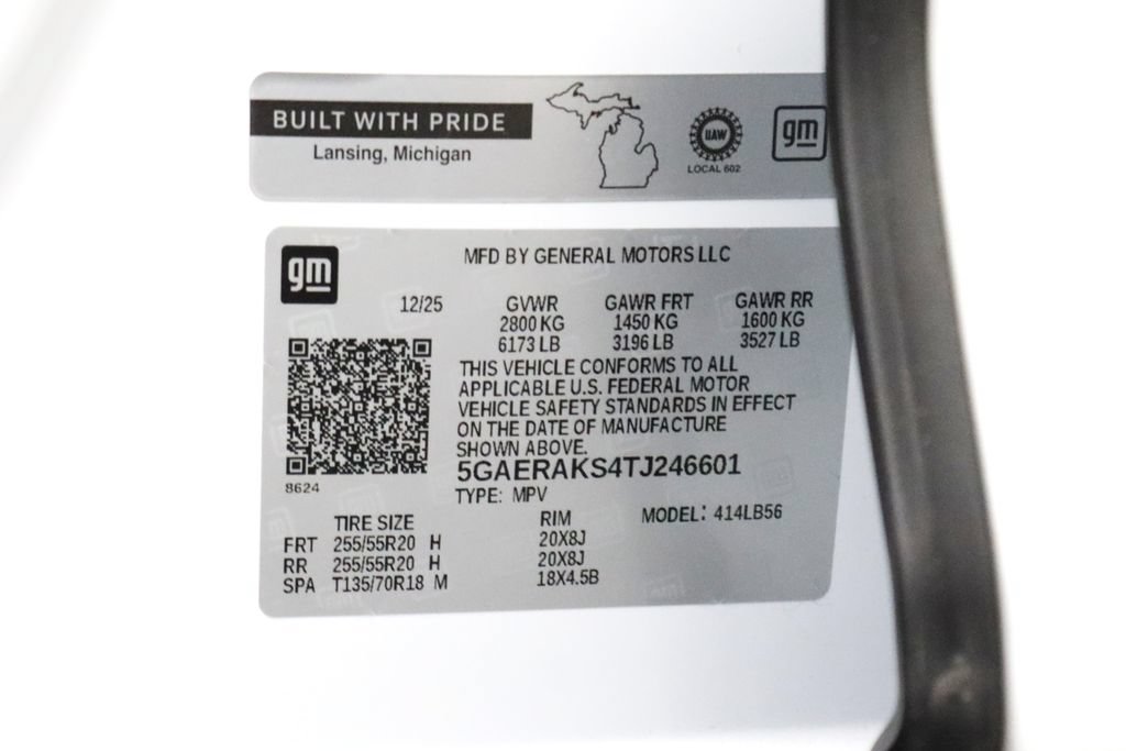 Used 2026 Buick Enclave Preferred FWD image 37