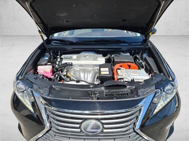 Used 2017 Lexus ES 300h w/ Navigation System Package FWD image 22