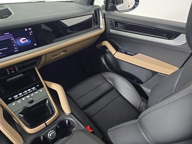Certified 2024 Porsche Cayenne image 24