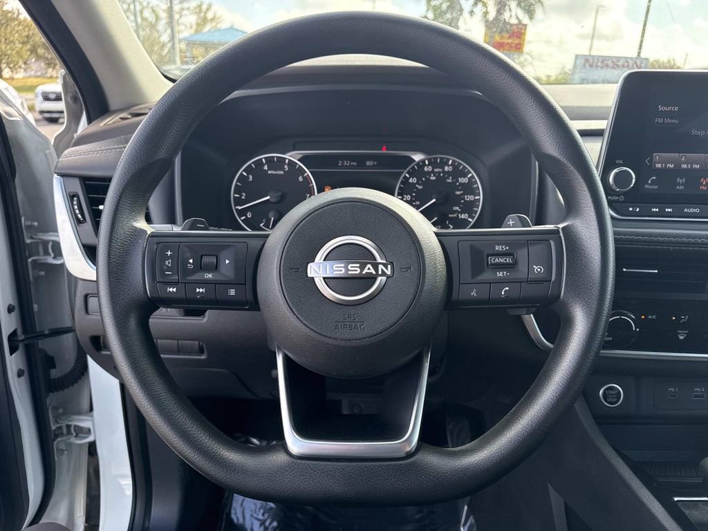 Certified 2023 Nissan Rogue S image 26