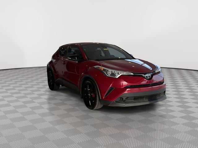 Used 2018 Toyota C-HR XLE image 2