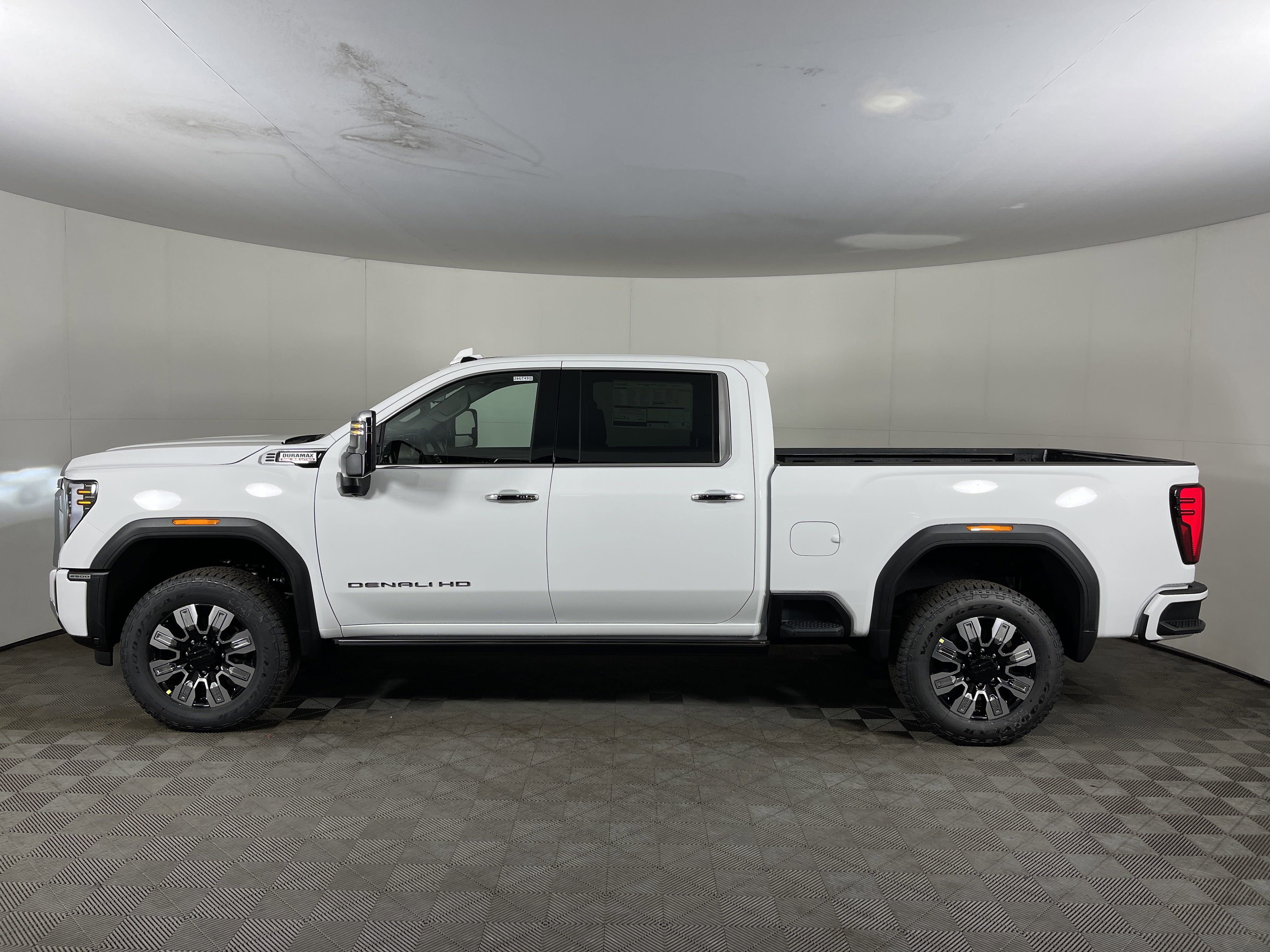 New 2026 GMC Sierra 2500 Denali w/ Denali Reserve Package image 3