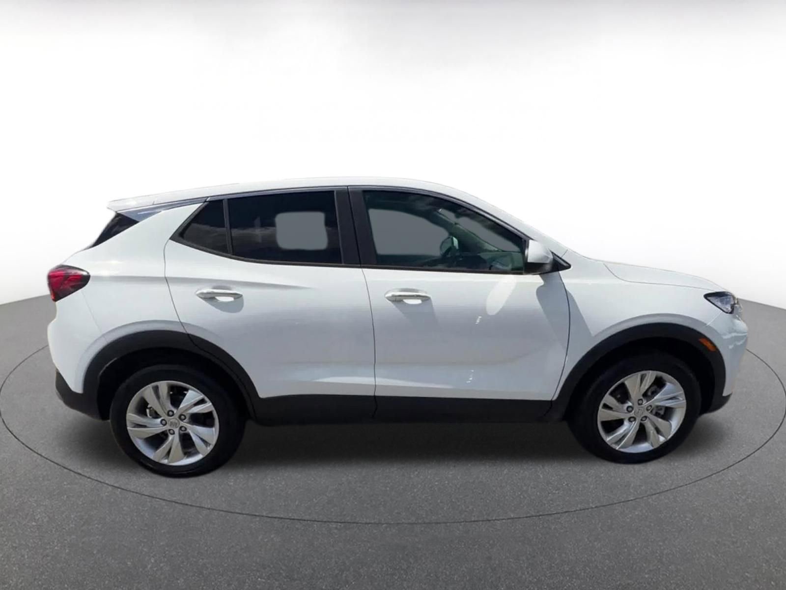 Used 2025 Buick Encore GX Preferred image 16