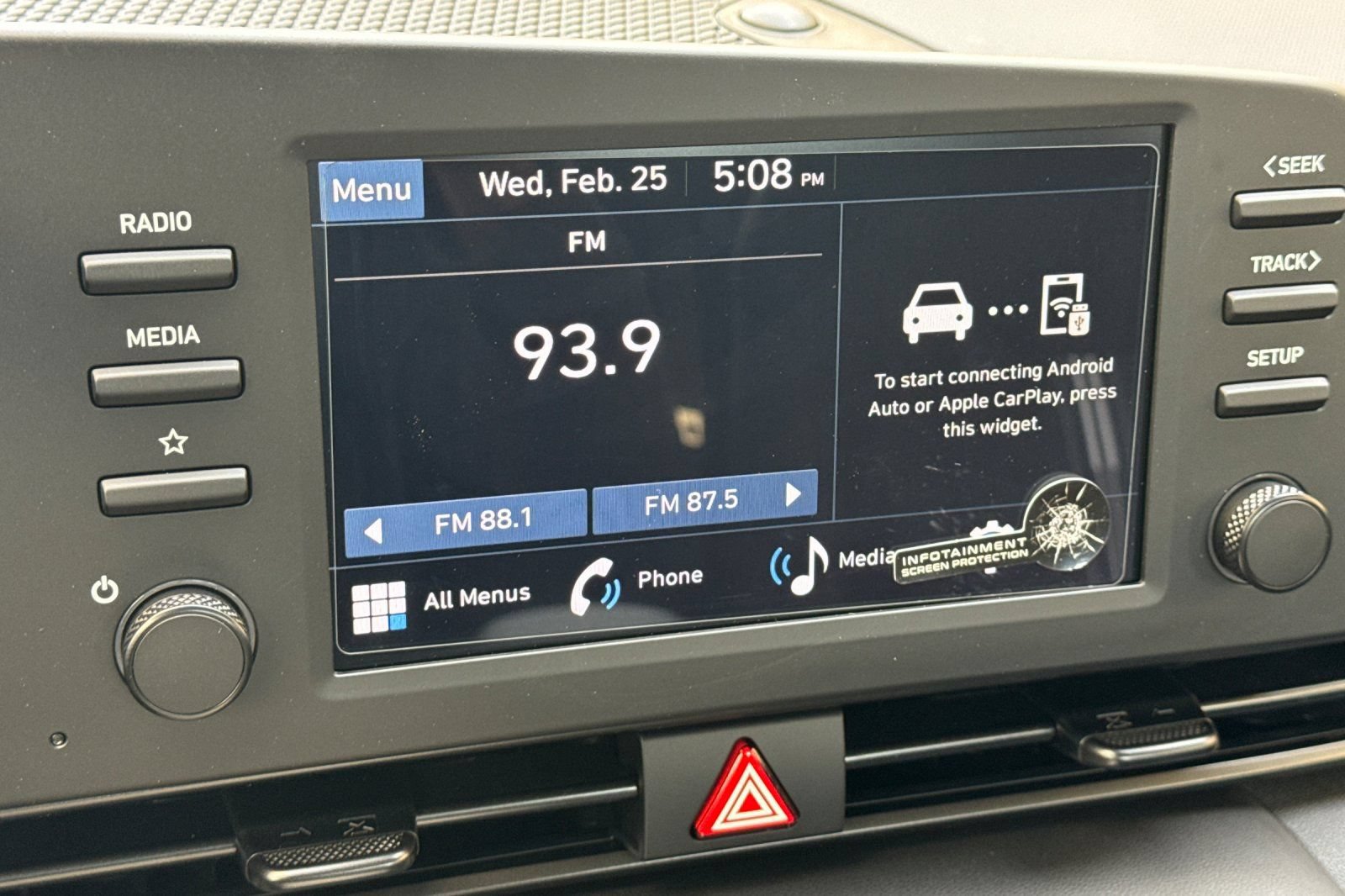 New 2026 Hyundai Elantra Sport FWD image 17