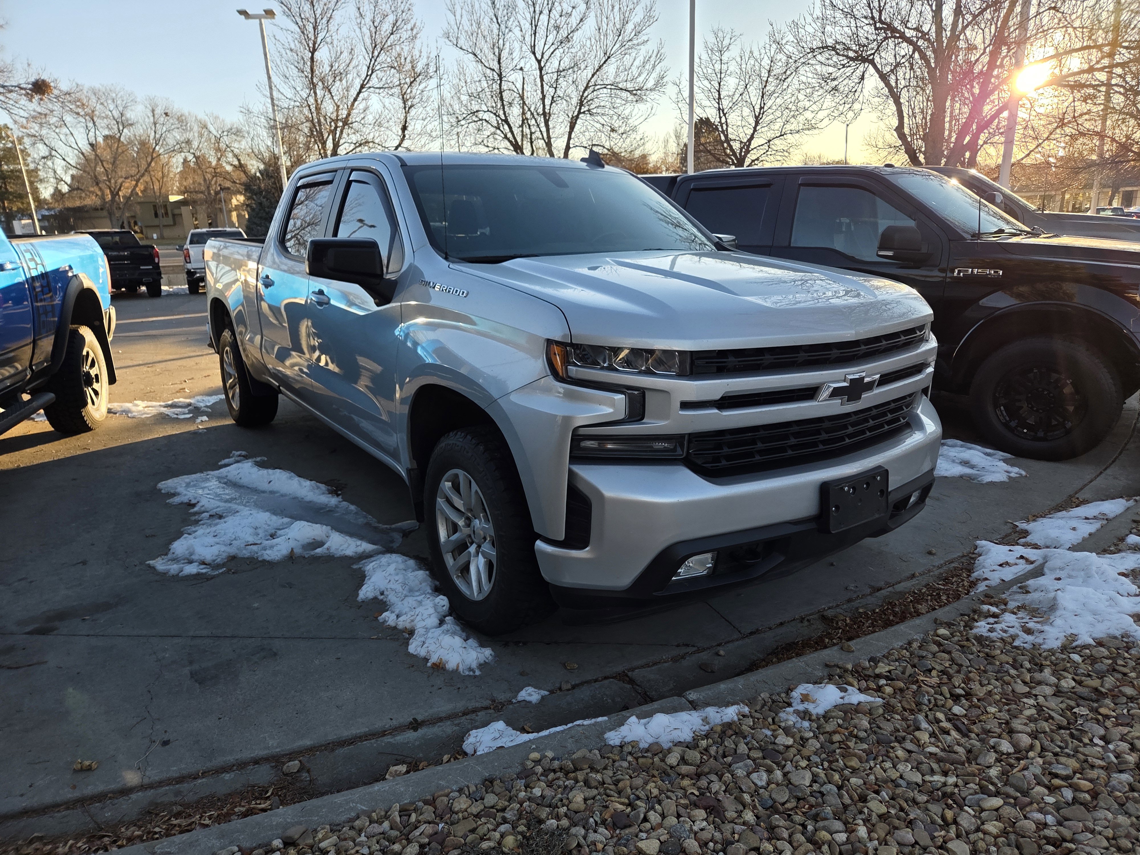 Used 2022 Chevrolet Silverado 1500 RST image 3