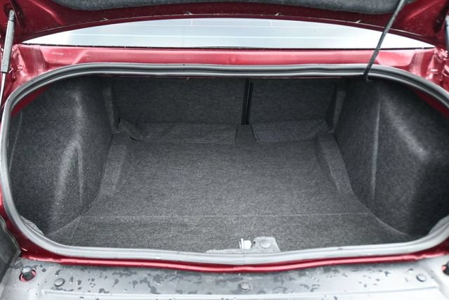 Used 2022 Dodge Challenger SRT Hellcat RWD image 25